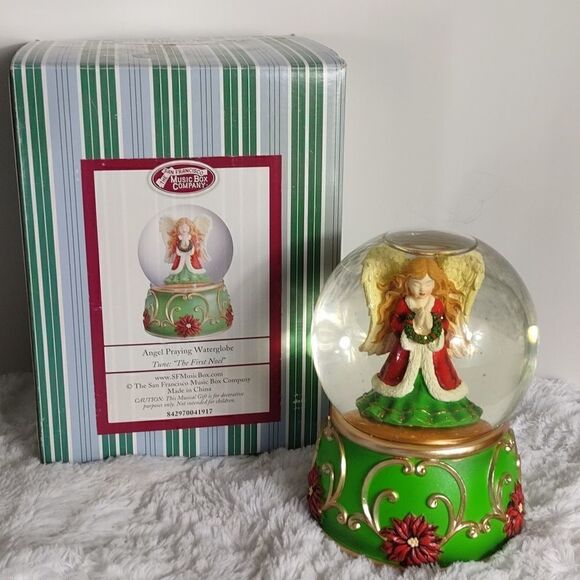Musical Angel Praying Waterglobe  - Picture 8 of 8
